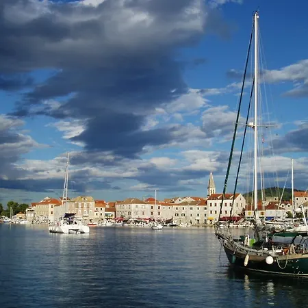 Wish Stari Grad (Hvar)