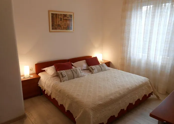 Wish 3* Stari Grad (Hvar)